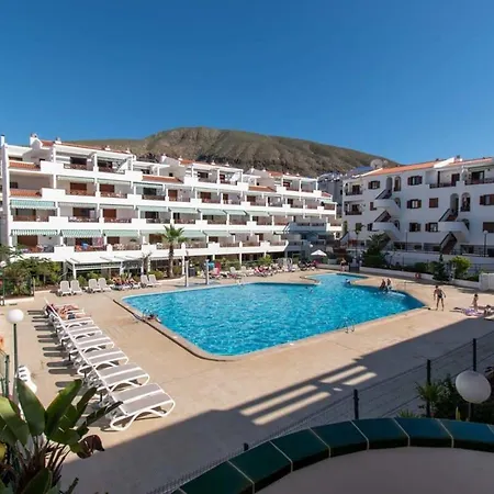 Victoria Court Ii H117 - One Bed With Sunny Balcony * Los Cristianos (Tenerife)