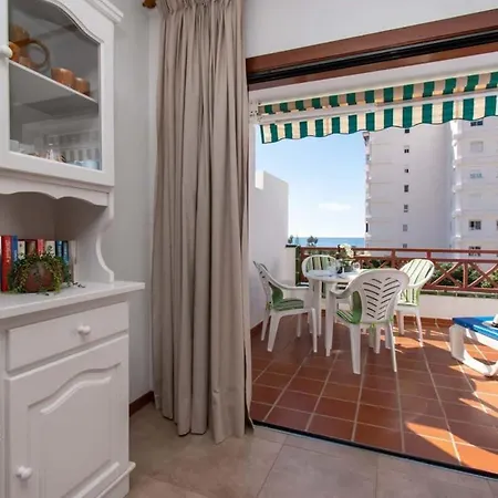 Victoria Court Ii H117 - One Bed With Sunny Balcony Apartment
