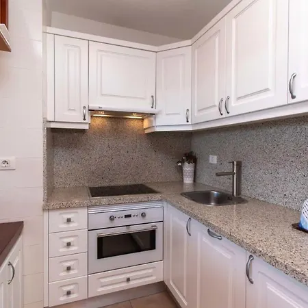 Appartement Victoria Court Ii H117 - One Bed With Sunny Balcony